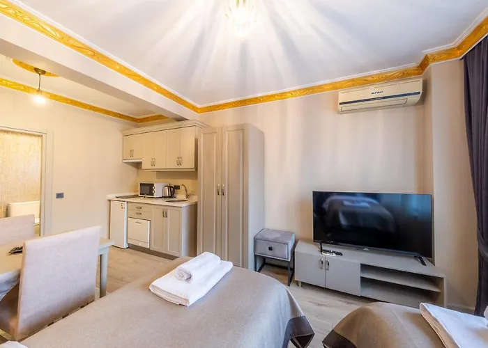 Taksim No 44 & Hotel *