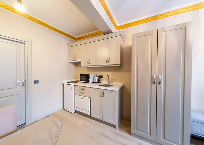 Taksim No 44 & * Стамбул