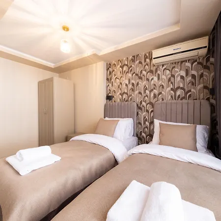 Hotel Taksim No 44 & *