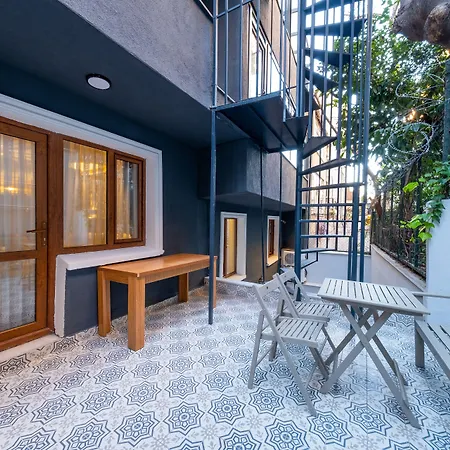 Taksim No 44 & Hotel Istambul